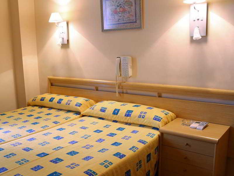 Hotel Trapemar Burjassot Esterno foto