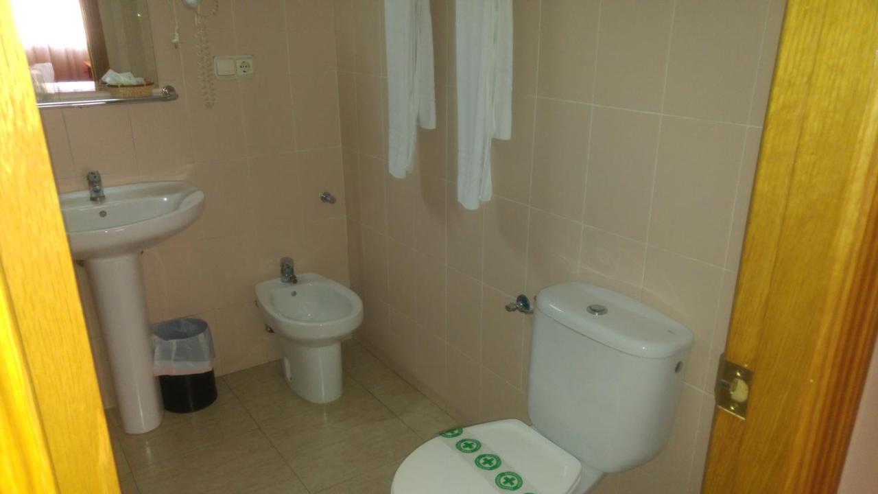 Hotel Trapemar Burjassot Esterno foto