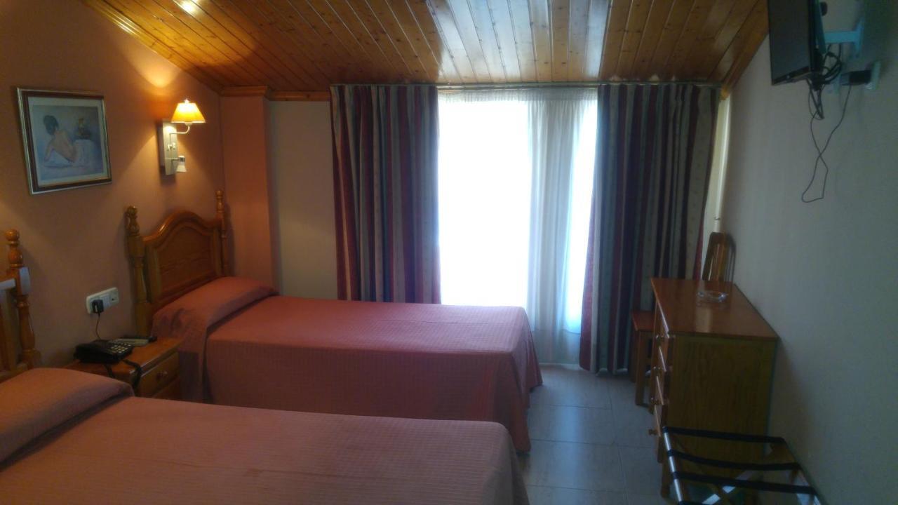 Hotel Trapemar Burjassot Esterno foto